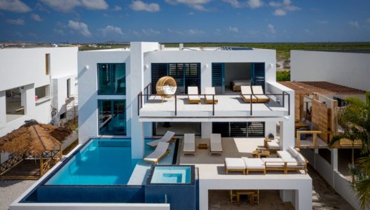 Bonaire Beach Villa Rental Belnem Pool 2 (4)