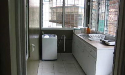 Nassylaan Paramaribo Kamerhuur Stagewoning Studentehuis Suriname (6)