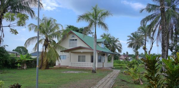 Villa Paramaribo Suriname Huren Kwatta Centrum