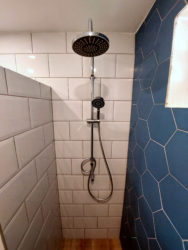 Bathroom2