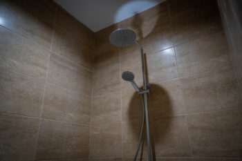 Grote Slpkmr Badkamer En Suite Douchegedeelte